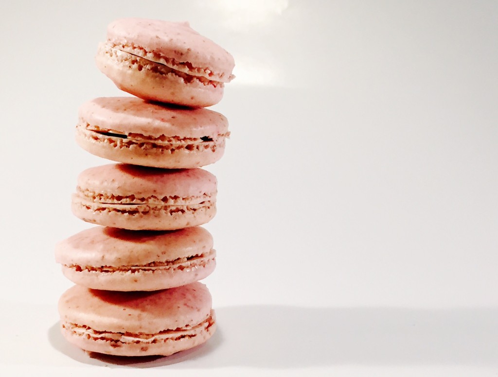 Bakeaholic_Macarons_gestapelt