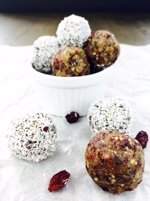 Bakeaholic_Energy Balls Himbeere_1