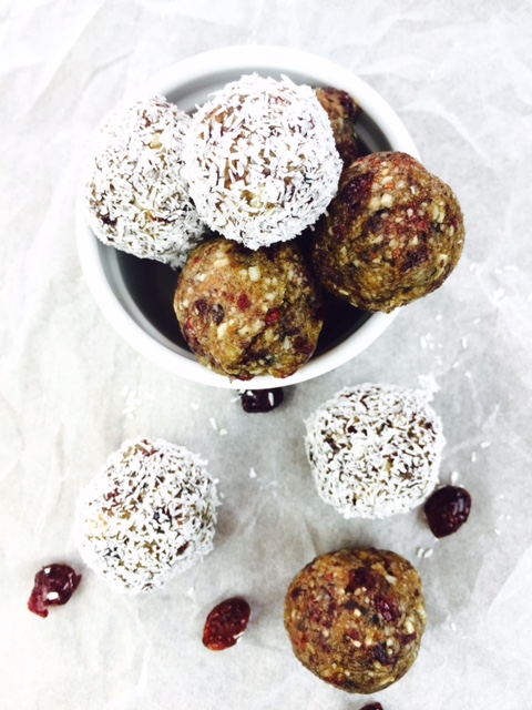 Bakeaholic_Energy Balls Himbeere_2